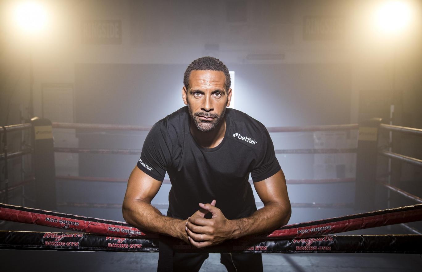 Rio Ferdinand: Đấm bốc, 'đấm' đi những thăng trầm của đời cầu thủ