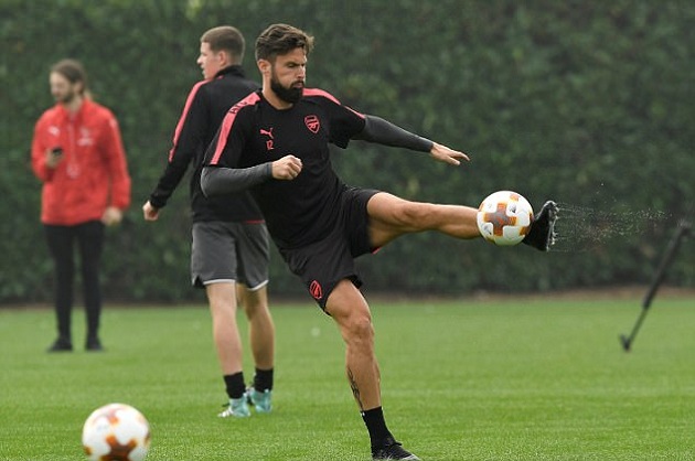 Ảnh bài viết Giroud tập cực hăng, quyết tâm giật lại suất đá chính từ tay Lacazette