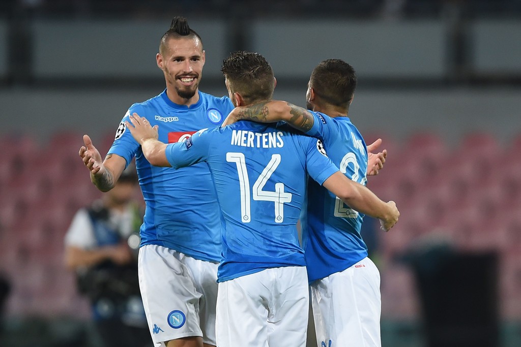 Napoli 3-1 Feyenoord: Tam tấu tỏa sáng rực rỡ