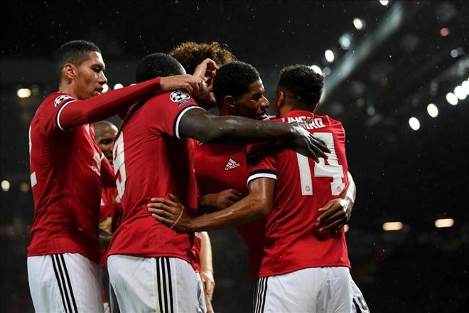 Rio Ferdinand không tin MU đủ sức vào bán kết Champions League