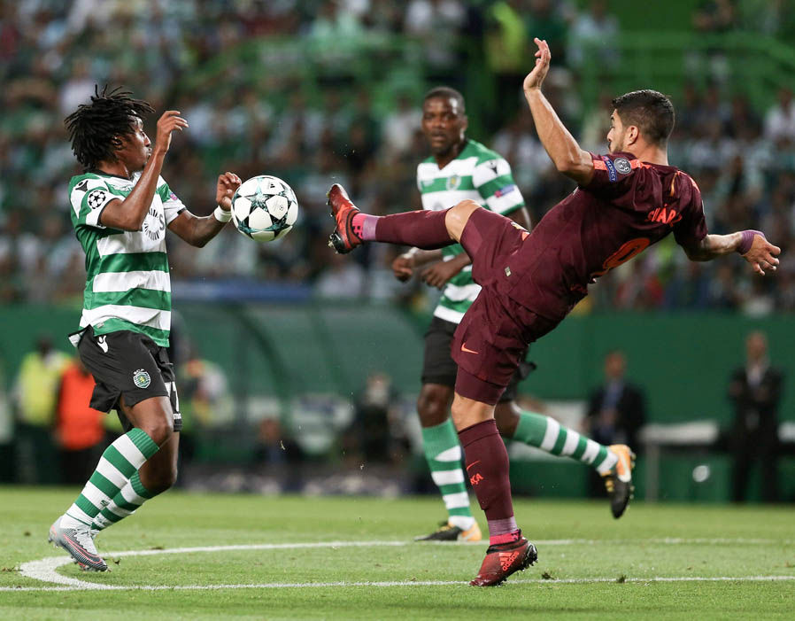 Chấm điểm Barca sau trận thắng Sporting Lisbon: Suarez lại mờ nhạt