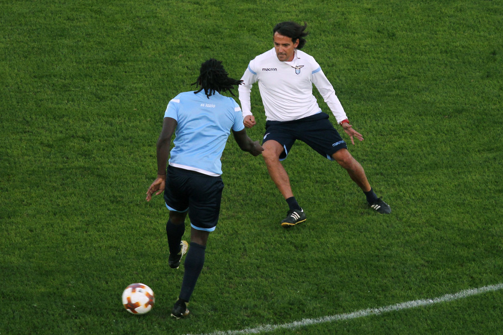 Inzaghi đối đầu với em trai Lukaku trên sân tập Lazio