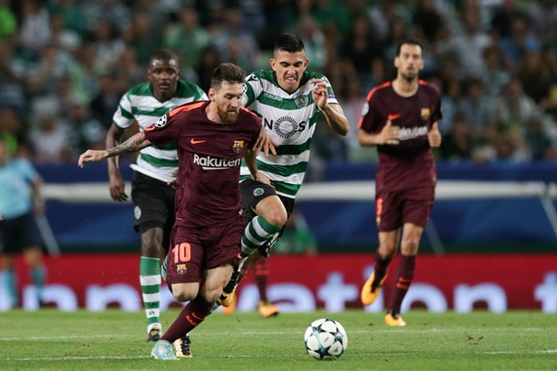 Sporting Lisbon 0-1 Barcelona: Khóa chặt Messi