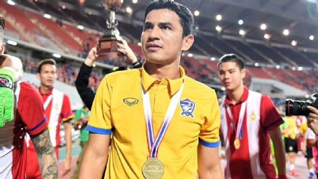 Từ chối VFF, Kiatisak đến Indonesia làm việc?