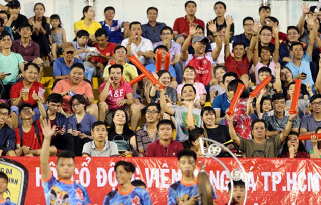 Học cách kéo khán giả đến sân