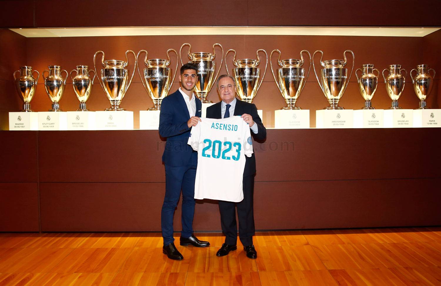 Ảnh bài viết Marco Asensio rạng rỡ gia hạn hợp đồng với Real Madrid