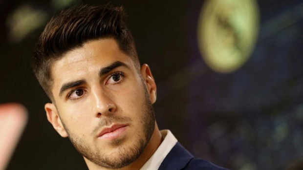 Ảnh bài viết Ở tuổi 20, Asensio 'truất ngôi' đàn anh siêu sao trong lòng NHM Real Madrid