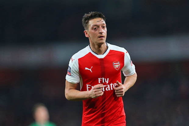 Điểm tin tối 03/10: M.U gây sốc với Ozil; Morata nghỉ dài hạn