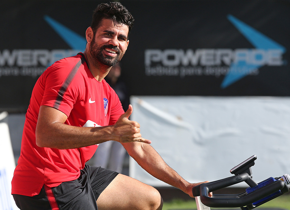 Costa ngày càng thoải mái trên sân tập Atletico