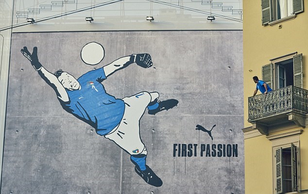 Ảnh bài viết Buffon được tuyển Italia ưu ái khi trình làng bộ cánh mới