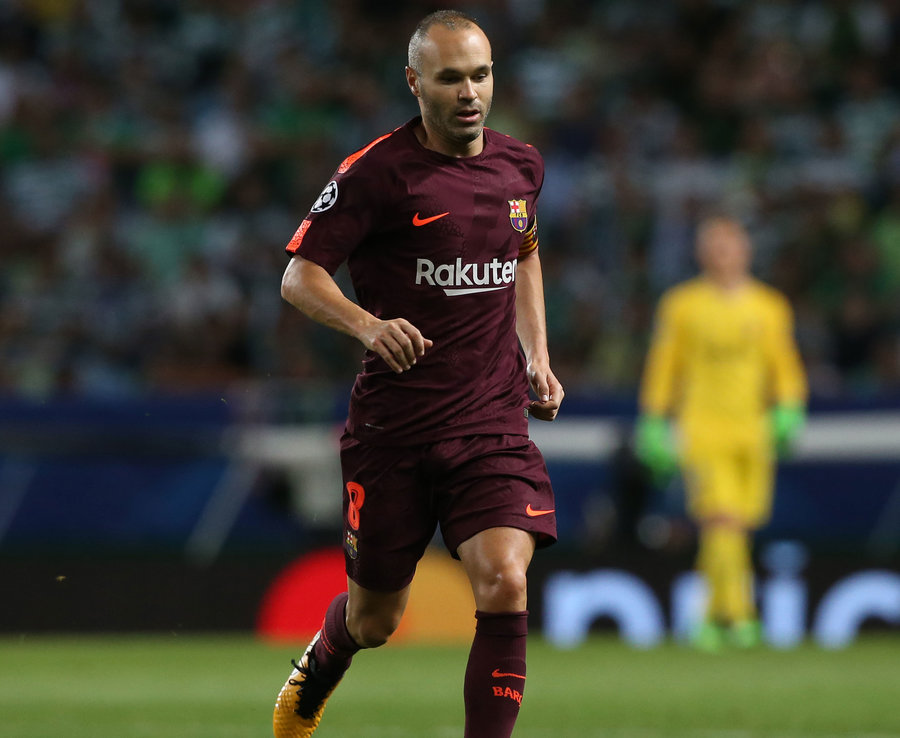 10 huyền thoại chỉ gắn bó với 1 CLB: Chào mừng Iniesta
