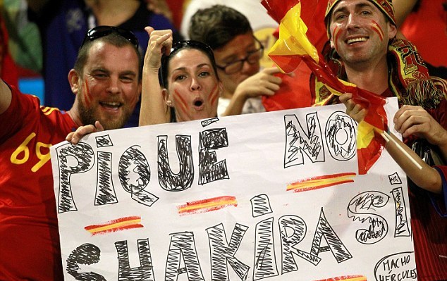 Ảnh bài viết Tây Ban Nha 3-0 Albania: Pique lại bị châm biếm