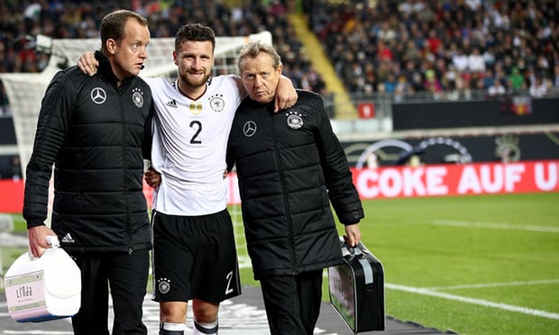 Arsenal nhận tin dữ từ Shkodran Mustafi