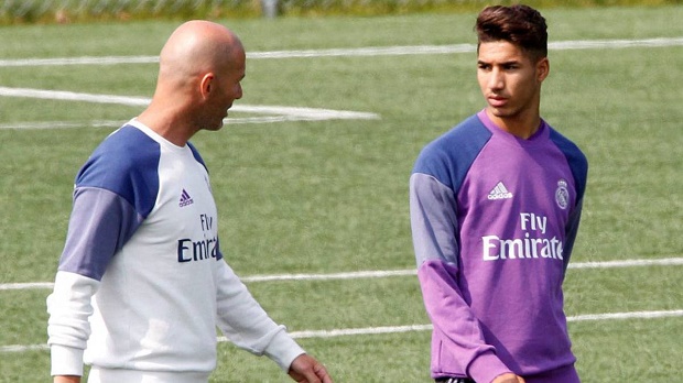 Carvajal nghỉ thi đấu dài hạn, tài năng 18 tuổi sáng cửa tại Real Madrid