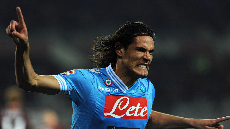 Cavani thời còn 'làm mưa làm gió' tại Napoli