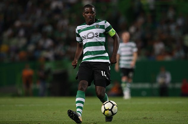 Ảnh bài viết Chơi tệ hại, Everton dồn tiền mua nhà vô địch EURO 2016