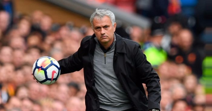 Ảnh bài viết Điểm tin tối 15/10: Lộ cái tên thay thế Sanchez; Mourinho sang PSG?