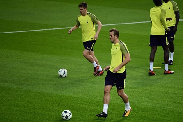 Ảnh bài viết Harry Kane âm thầm "luyện công" trước "trận đấu cuộc đời"