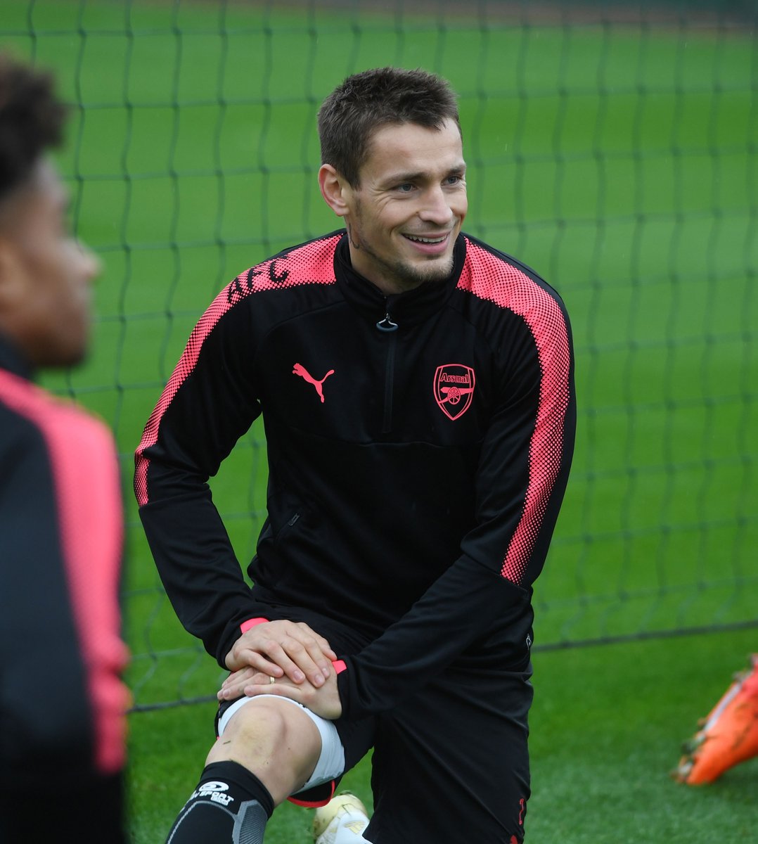 Ảnh bài viết Chiến Sao Đỏ Belgrade, Wenger "tháo xích" cho đồng hương