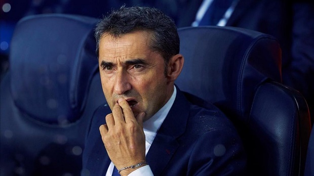 HLV Valverde 'đề nghị' Messi cán luôn mốc 200 bàn tại Châu Âu mùa này