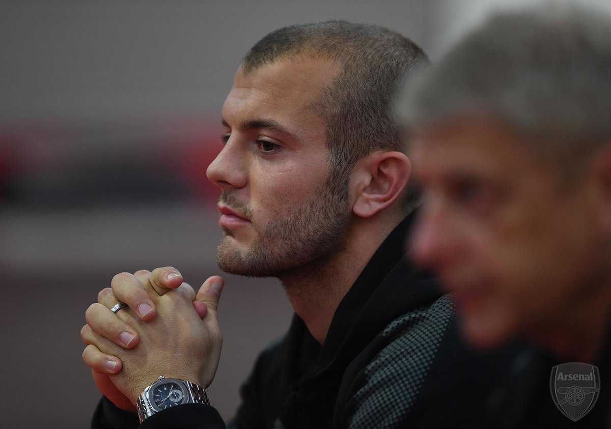 Ảnh bài viết Wenger, Wilshere trầm tư trên chảo lửa Serbia