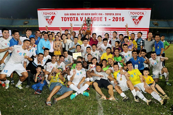 CLB Hà Nội: Gã Usain Bolt độc tài của V-League