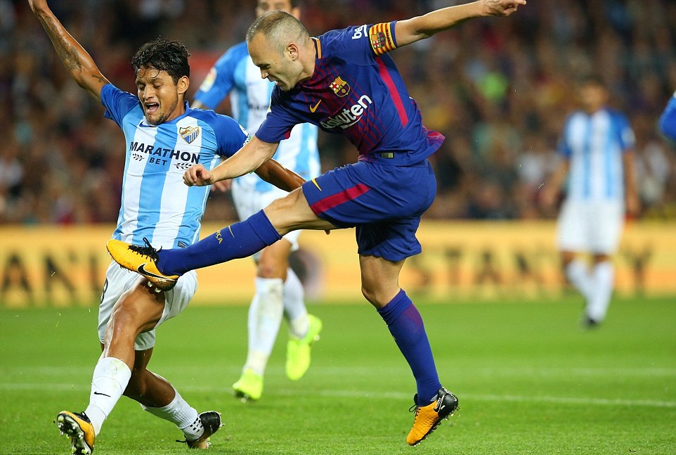 Ảnh bài viết 5 điểm nhấn Barca 2-0 Malaga: 2 năm Iniesta mới lại ghi bàn