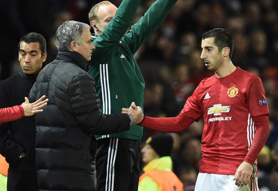 FIFA The Best 2017: Hazard bầu cho Mourinho, Mkhitaryan thì không