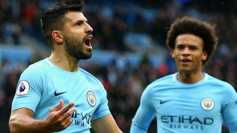 Giggs: "Không sớm thì muộn, Man City sẽ sẩy chân"