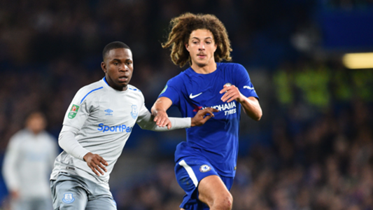 Sao trẻ Ethan Ampadu thể hiện ra sao vs Everton 