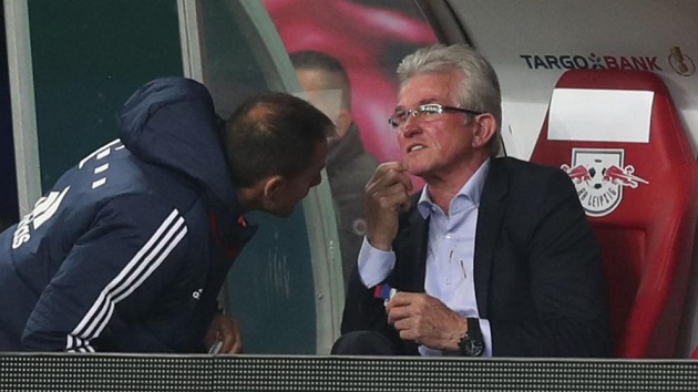 TIẾT LỘ: Heynckes đã cần sự chăm sóc của bác sĩ