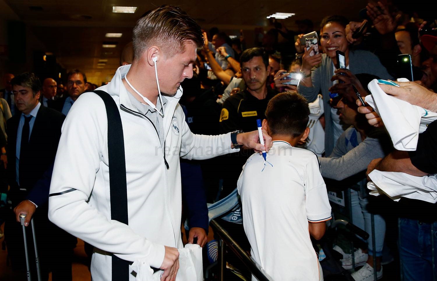 Ảnh bài viết Real Madrid bất ngờ được chào đón nồng nhiệt ở xứ Catalunya