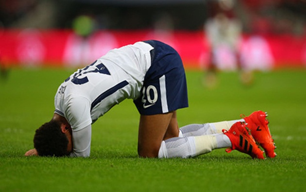 Trang tiểu sử của Dele Alli bị bôi nhọ sau trận Tottenham thua MU