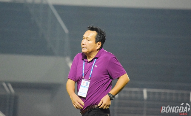 Ảnh bài viết HLV Hoàng Văn Phúc:“Chúng tôi đá vì nhà tài trợ, danh dự làm nghề”