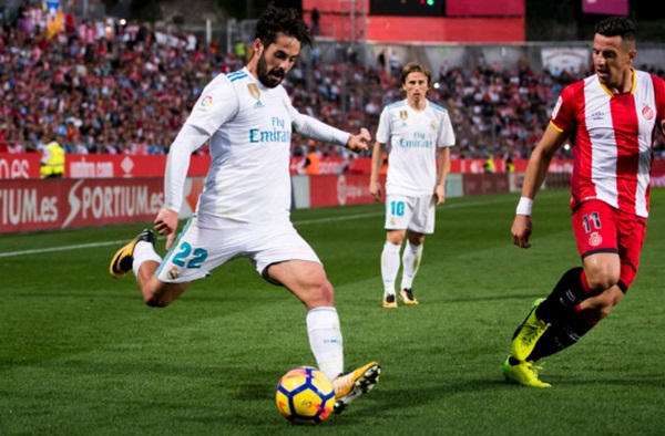 Thua sốc Girona, người Real vẫn mơ vô địch