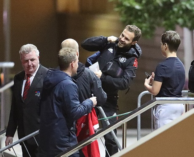 Ảnh bài viết Mata tươi rói trước thông tin được ra sân tiếp Benfica 