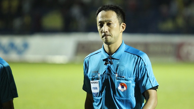 Đưa giải về đích an toàn, VPF thuê trọng tài ngoại 3 vòng đấu cuối