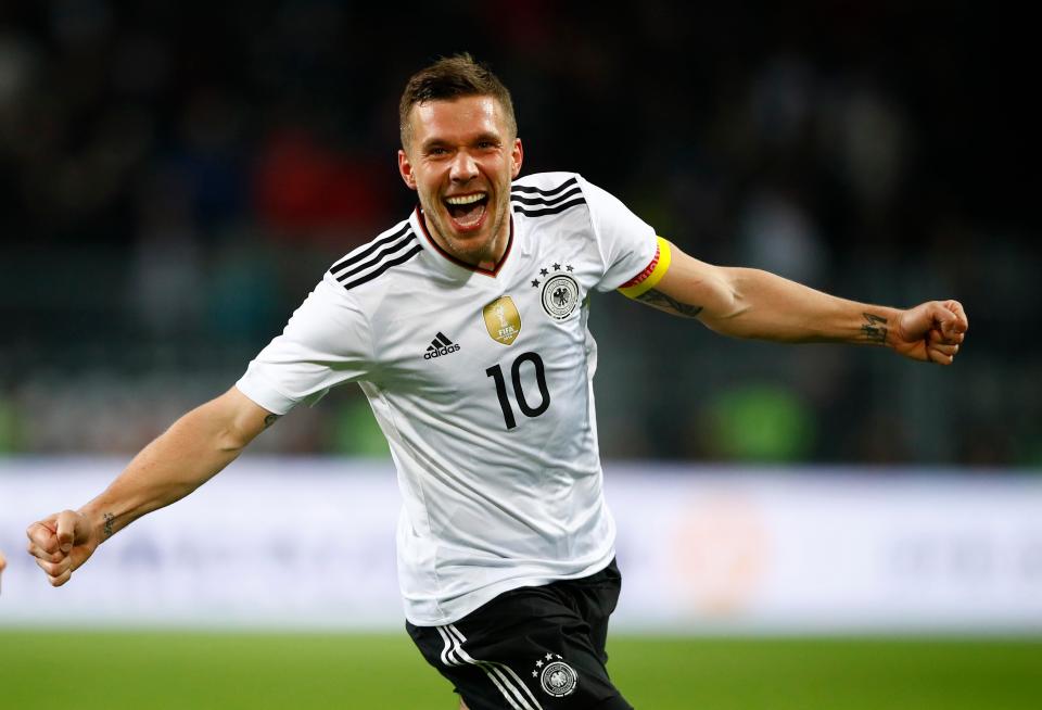 10 siêu phẩm gắn mác Lukas Podolski