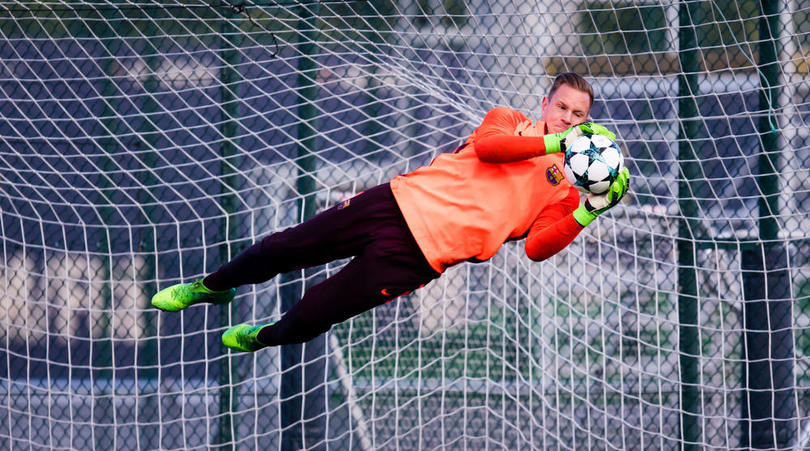 Ảnh bài viết Huyền thoại Kahn tiến cử người thay thế Neuer cho tuyển Đức