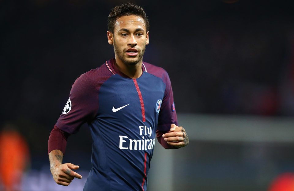 NÓNG: Cha của Neymar đã đi gặp Real Madrid