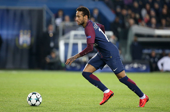 Ảnh bài viết TIẾT LỘ: Thích thì đá, không thích Neymar xin nghỉ