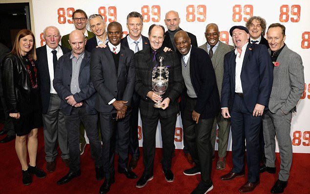 Ảnh bài viết Huyền thoại Arsenal tề tựu trong lễ ra mắt phim tài liệu 1989