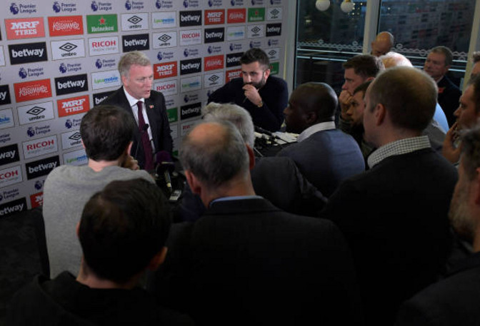 Ảnh bài viết Moyes bị truyền thông 'bủa vây' trong buổi họp báo đầu tiên