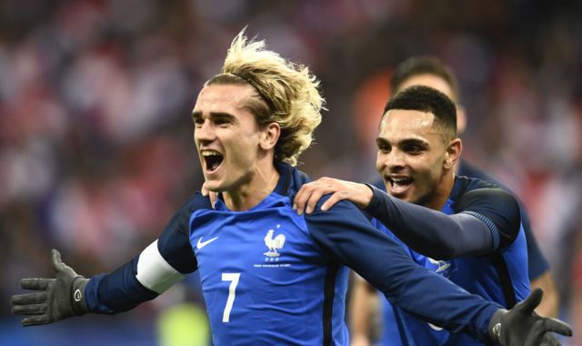 Griezmann và Giroud nổ súng, Pháp dễ dàng hạ nhục Xứ Wales