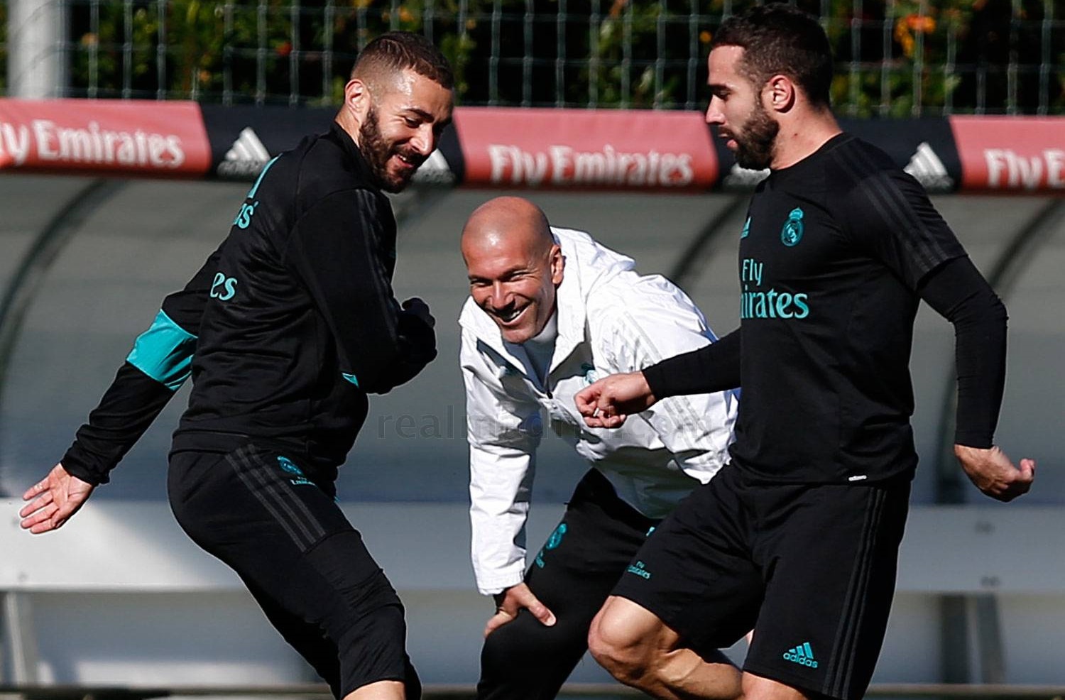 Zidane mừng ra mặt khi Carvajal trở lại