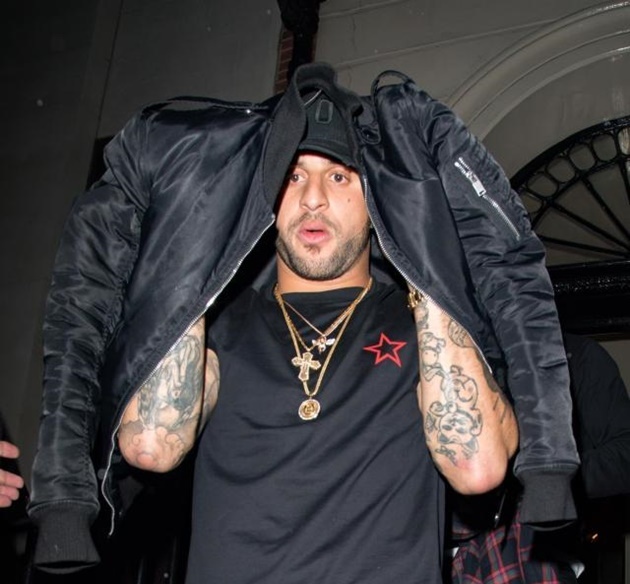 Ảnh bài viết Dàn sao tuyển Anh che mặt khi bị phát hiện đi "quẩy" đến tận 3 giờ sáng