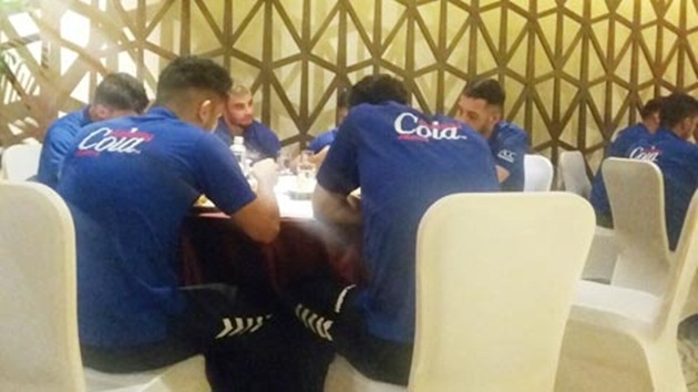 Ảnh bài viết ĐT Afghanistan mang gạo và đầu bếp riêng sang Việt Nam