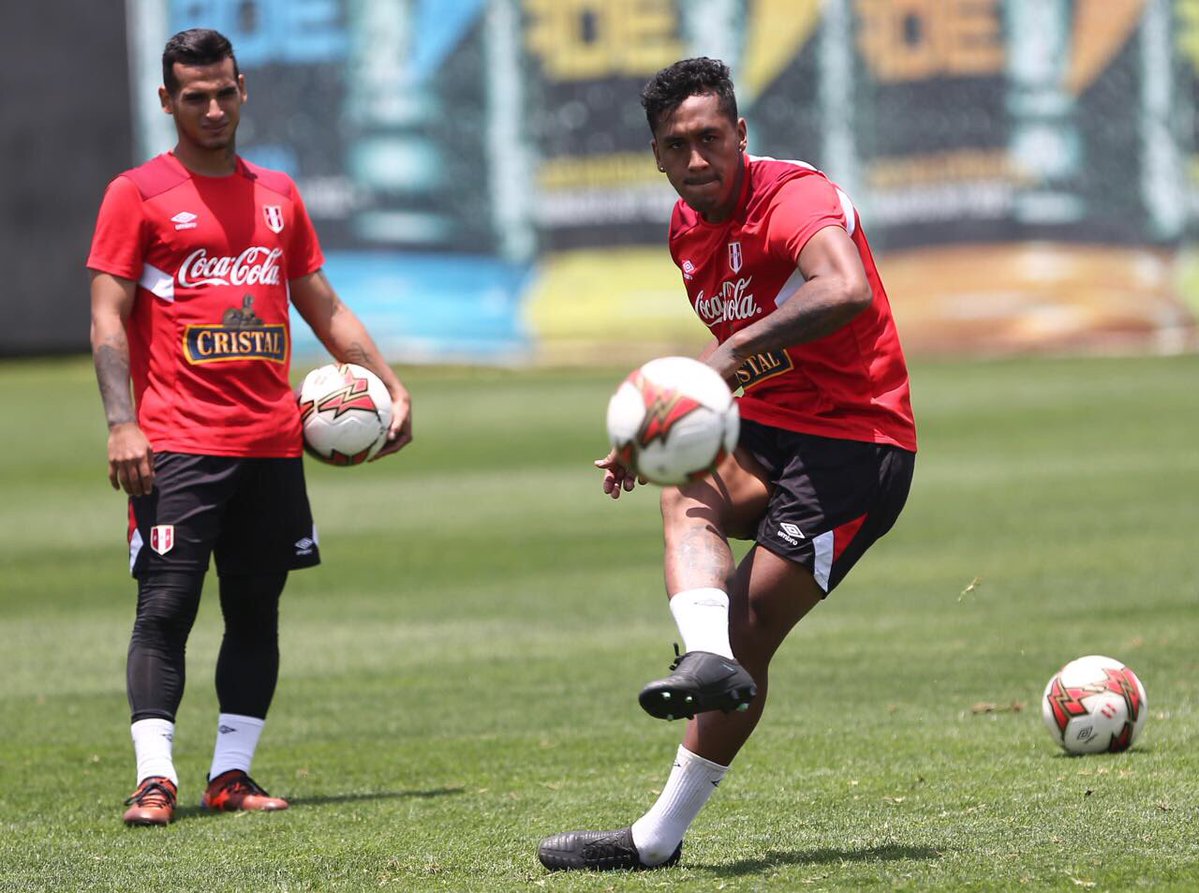 Ảnh bài viết 'Đội bóng cuối cùng' của Nam Mỹ làm gì trước thời khắc lịch sử?