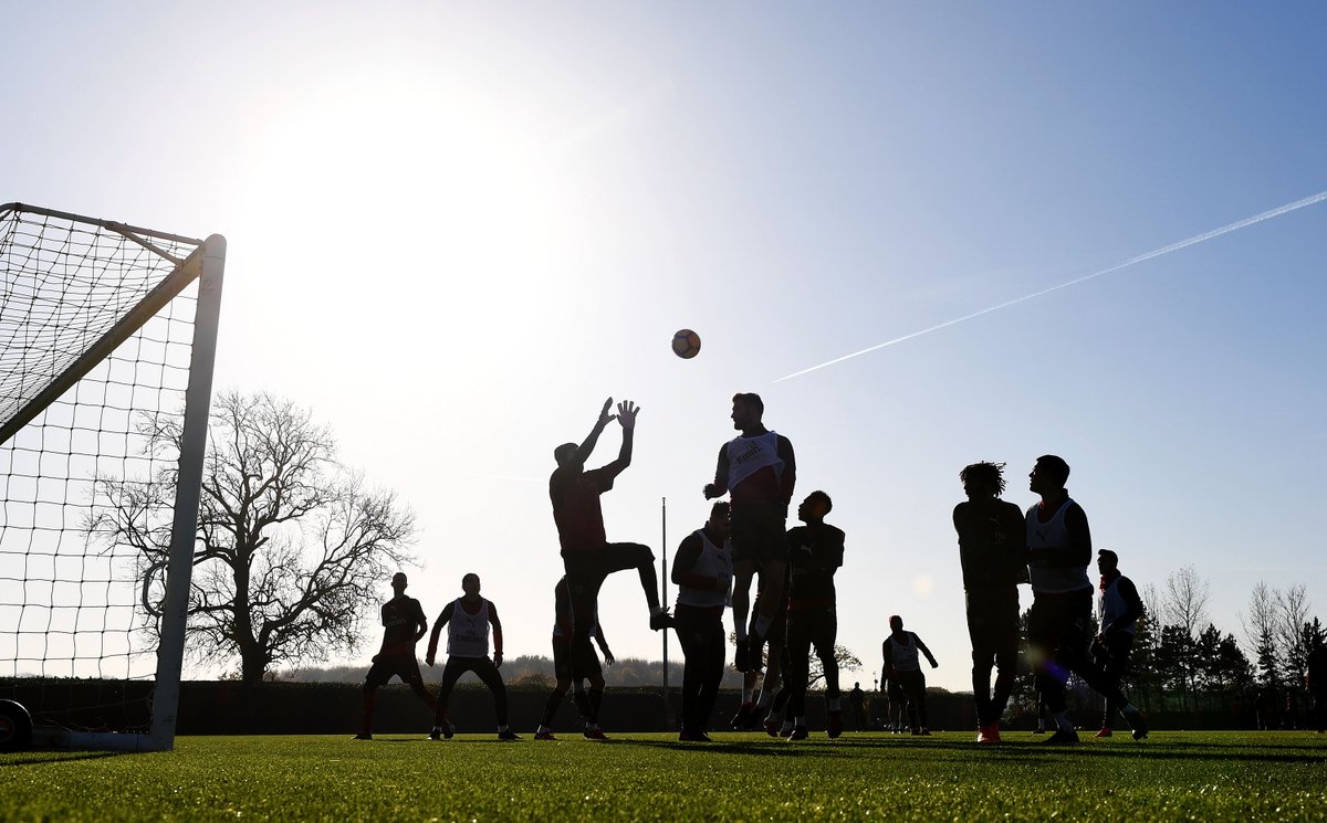 Ảnh bài viết Cầu thủ Arsenal "đóng băng" trên sân tập trước derby