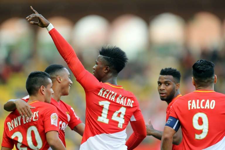 Trước vòng 13 Ligue 1: Top 4 cùng sẩy chân?
